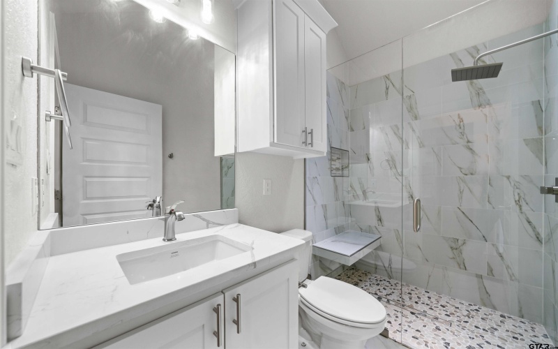 7480 County Road 35, Tyler, TX 75706, 5 Habitaciones Habitaciones , ,3 BañosBaños,Residential,En Venta,7480 County Road 35,25008293