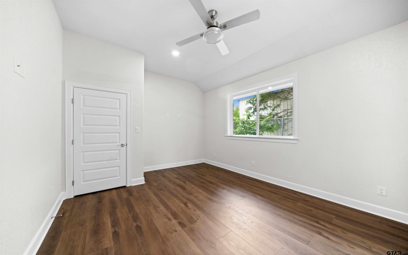 7480 County Road 35, Tyler, TX 75706, 5 Habitaciones Habitaciones , ,3 BañosBaños,Residential,En Venta,7480 County Road 35,25008293