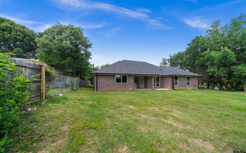 7480 County Road 35, Tyler, TX 75706, 5 Habitaciones Habitaciones , ,3 BañosBaños,Residential,En Venta,7480 County Road 35,25008293