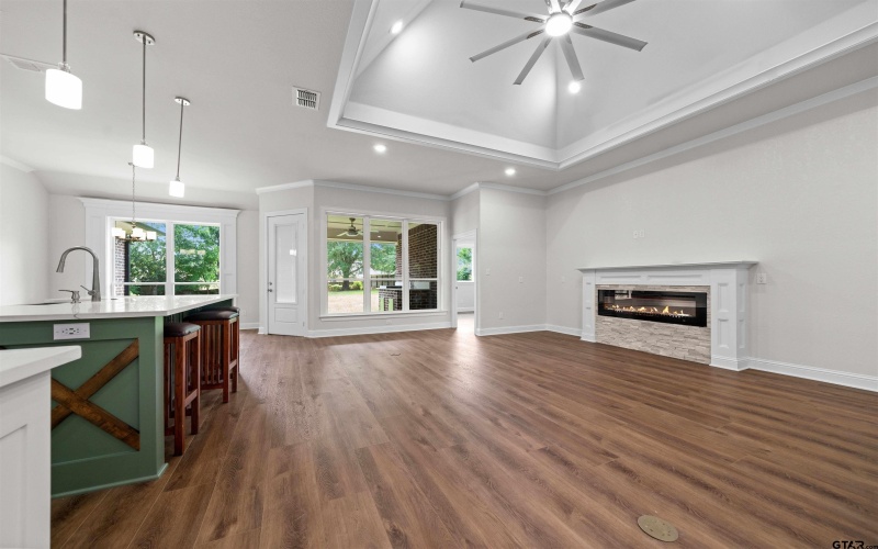 7480 County Road 35, Tyler, TX 75706, 5 Habitaciones Habitaciones , ,3 BañosBaños,Residential,En Venta,7480 County Road 35,25008293
