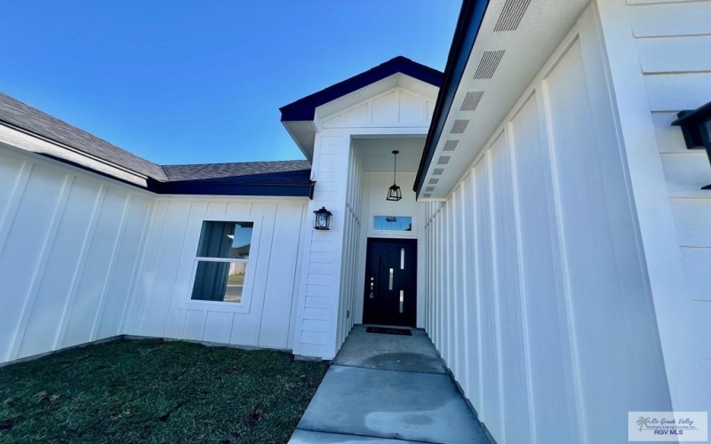 8713 SWAN LAKE DR, HARLINGEN, TX 78552, 3 Bedrooms Bedrooms, ,2 BathroomsBathrooms,Residential,For Sale,8713 SWAN LAKE DR,29765604