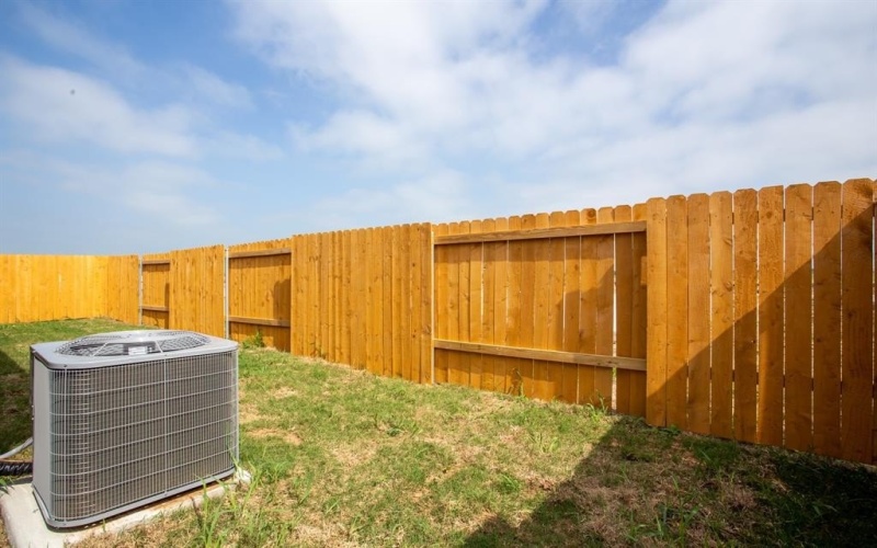 13526 Musselshell Drive, Ponder, TX 76259, 3 Bedrooms Bedrooms, ,2 BathroomsBathrooms,Residential Lease,For Rent,13526 Musselshell Drive,20953514