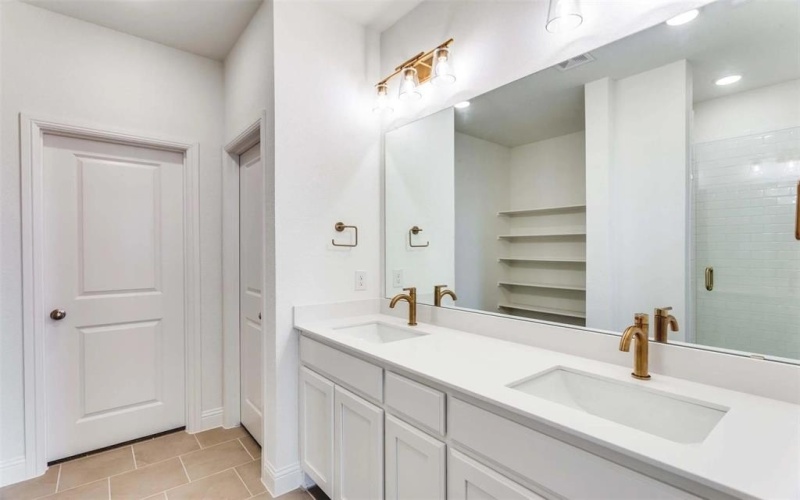 533 Hillcrest Circle, Justin, TX 76247, 3 Habitaciones Habitaciones , ,2 BañosBaños,Residential,En Venta,533 Hillcrest Circle,20953624