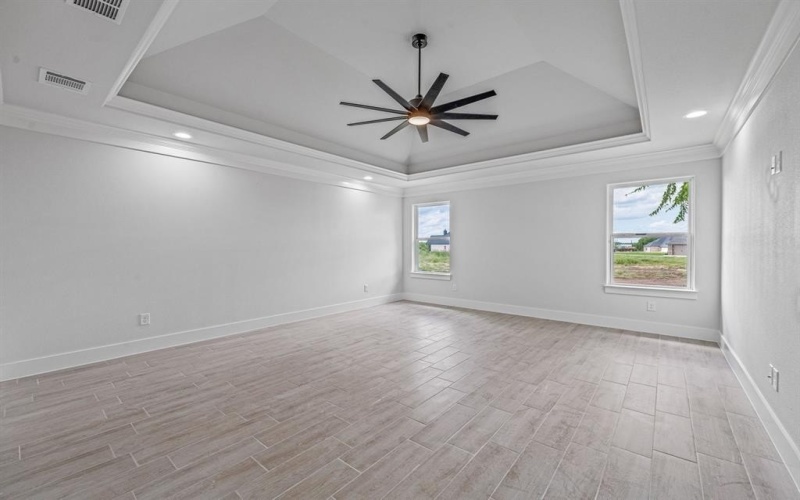 2001 Downslope Lane, Weatherford, TX 76087, 4 Bedrooms Bedrooms, ,3 BathroomsBathrooms,Residential,For Sale,2001 Downslope Lane,20953736