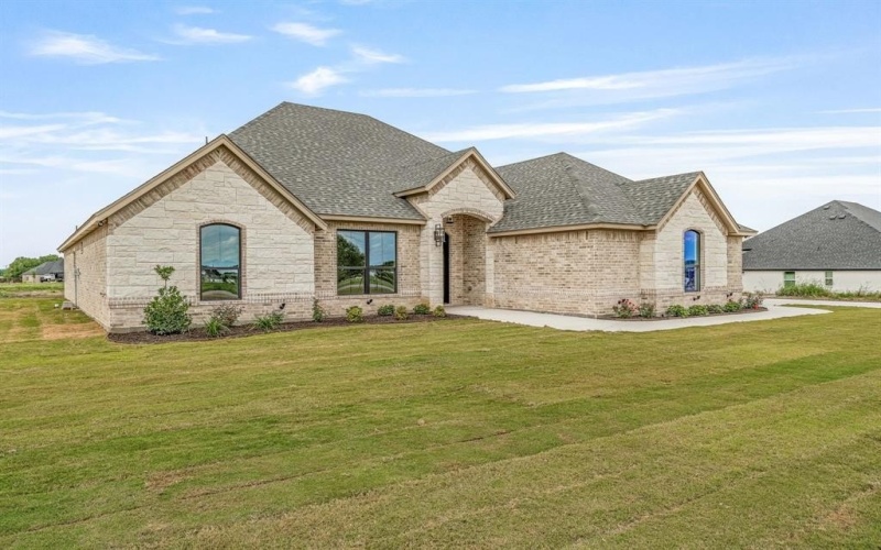 2001 Downslope Lane, Weatherford, TX 76087, 4 Bedrooms Bedrooms, ,3 BathroomsBathrooms,Residential,For Sale,2001 Downslope Lane,20953736