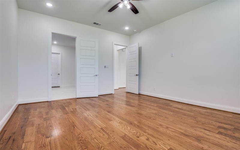319 Bounding Main Street, Gun Barrel City, TX 75156, 4 Habitaciones Habitaciones , ,2 BañosBaños,Residential,En Venta,319 Bounding Main Street,20953830