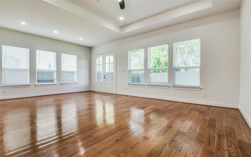319 Bounding Main Street, Gun Barrel City, TX 75156, 4 Habitaciones Habitaciones , ,2 BañosBaños,Residential,En Venta,319 Bounding Main Street,20953830
