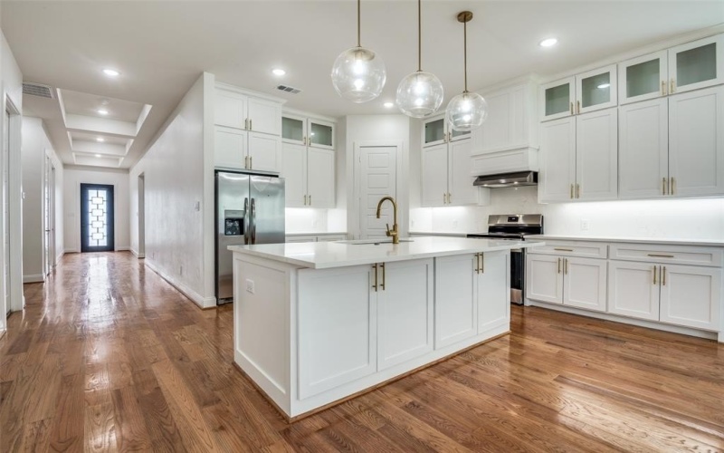 319 Bounding Main Street, Gun Barrel City, TX 75156, 4 Habitaciones Habitaciones , ,2 BañosBaños,Residential,En Venta,319 Bounding Main Street,20953830