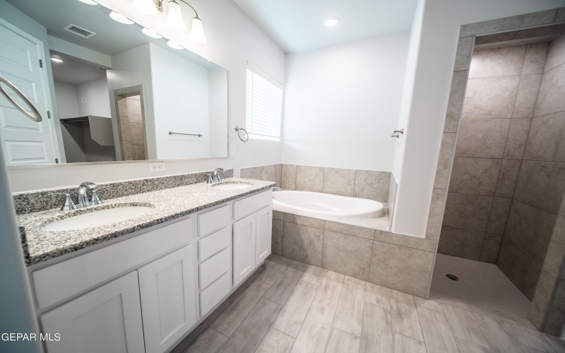 249 Adamtowne Drive, Horizon City, TX 79928, 3 Bedrooms Bedrooms, ,2 BathroomsBathrooms,Residential,For Sale,249 Adamtowne Drive,923626