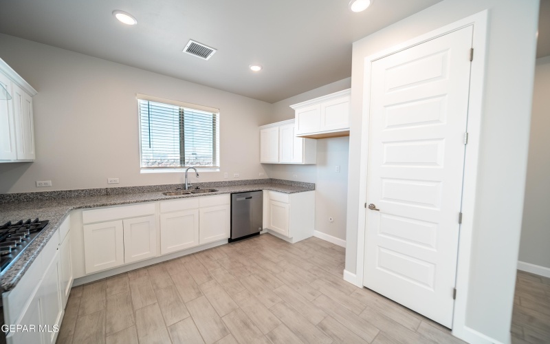 249 Adamtowne Drive, Horizon City, TX 79928, 3 Bedrooms Bedrooms, ,2 BathroomsBathrooms,Residential,For Sale,249 Adamtowne Drive,923626