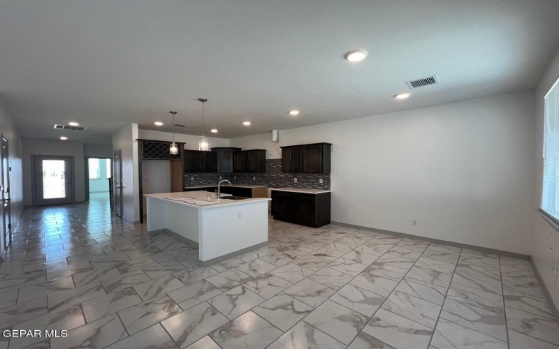 12868 Star Gaze Avenue, El Paso, TX 79928, 4 Habitaciones Habitaciones , ,2 BañosBaños,Residential,En Venta,12868 Star Gaze Avenue,923636