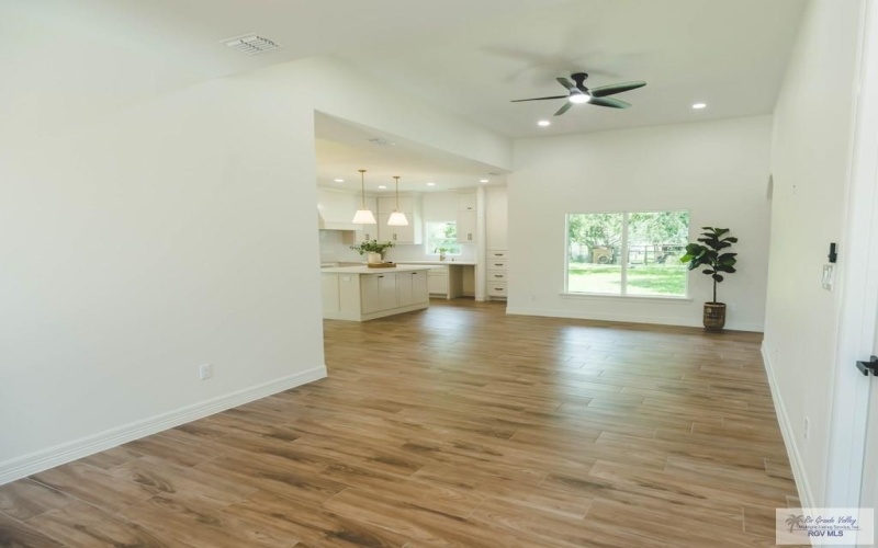 23100 HIDALGO AVE., HARLINGEN, TX 78552, 3 Bedrooms Bedrooms, ,2 BathroomsBathrooms,Residential,For Sale,23100 HIDALGO AVE.,29765620