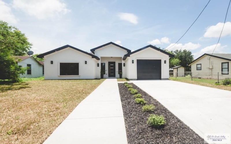 23100 HIDALGO AVE., HARLINGEN, TX 78552, 3 Bedrooms Bedrooms, ,2 BathroomsBathrooms,Residential,For Sale,23100 HIDALGO AVE.,29765620