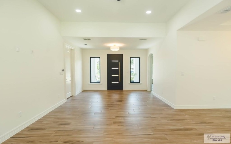 23100 HIDALGO AVE., HARLINGEN, TX 78552, 3 Bedrooms Bedrooms, ,2 BathroomsBathrooms,Residential,For Sale,23100 HIDALGO AVE.,29765620