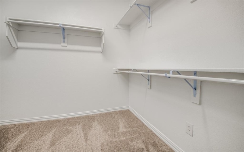 1125 Western Yarrow Avenue, Justin, TX 76247, 5 Habitaciones Habitaciones , ,3 BañosBaños,Residential Lease,En Alquiler,1125 Western Yarrow Avenue,20948362
