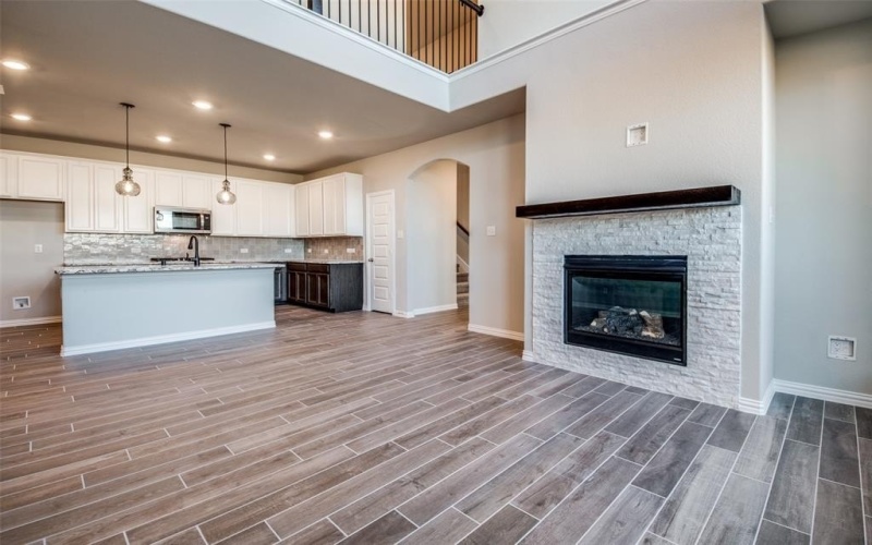1125 Western Yarrow Avenue, Justin, TX 76247, 5 Habitaciones Habitaciones , ,3 BañosBaños,Residential Lease,En Alquiler,1125 Western Yarrow Avenue,20948362