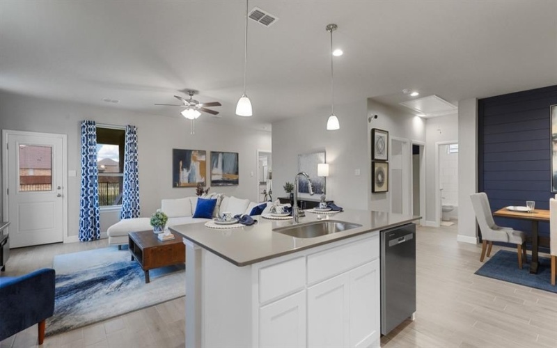 1761 RIVER BEND Road, Burleson, TX 76028, 5 Habitaciones Habitaciones , ,3 BañosBaños,Residential,En Venta,1761 RIVER BEND Road,20952656