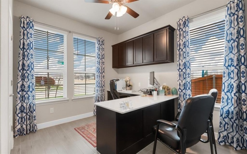 1756 REVERIE Road, Burleson, TX 76028, 5 Habitaciones Habitaciones , ,3 BañosBaños,Residential,En Venta,1756 REVERIE Road,20952684