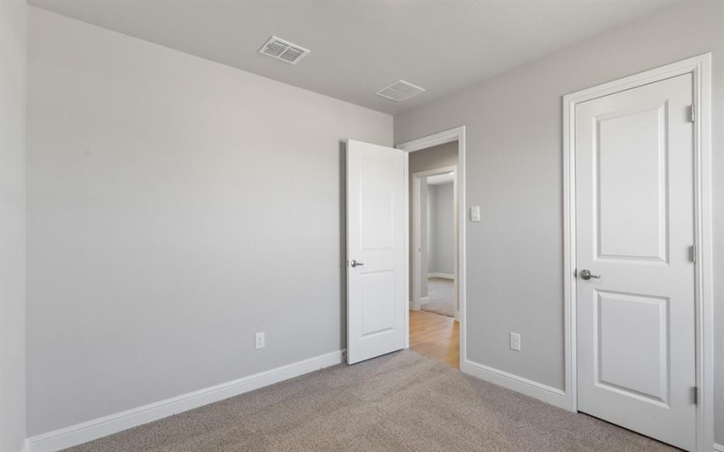 1753 RIVER BEND Road, Burleson, TX 76028, 4 Habitaciones Habitaciones , ,2 BañosBaños,Residential,En Venta,1753 RIVER BEND Road,20952842