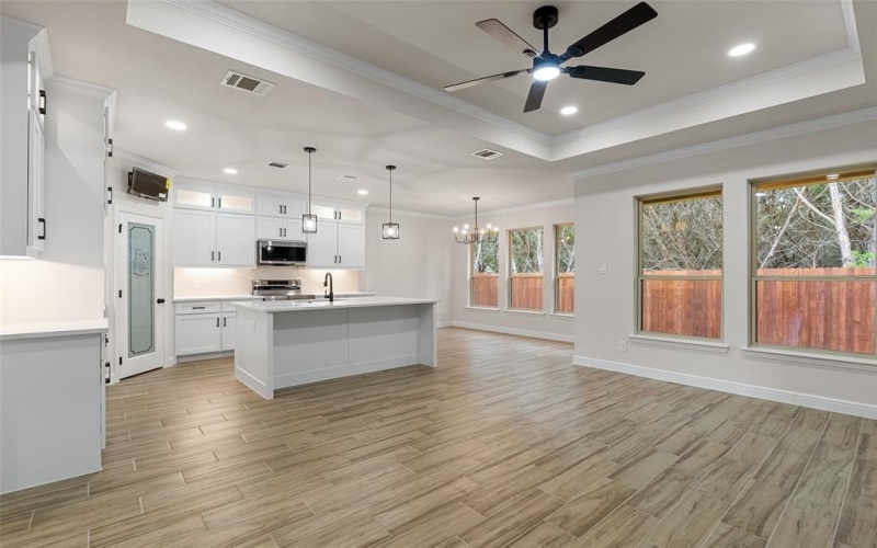 5629 Barkridge Drive, Granbury, TX 76048, 3 Bedrooms Bedrooms, ,2 BathroomsBathrooms,Residential,For Sale,5629 Barkridge Drive,20953543