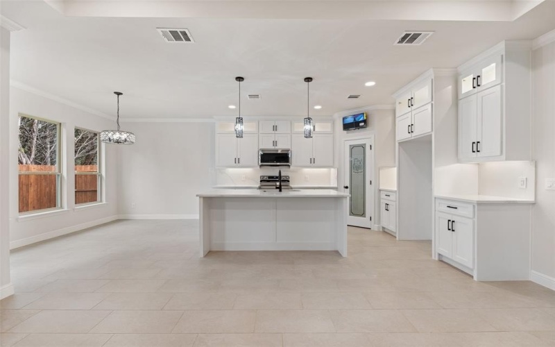 5627 Barkridge Drive, Granbury, TX 76048, 3 Bedrooms Bedrooms, ,2 BathroomsBathrooms,Residential,For Sale,5627 Barkridge Drive,20953544