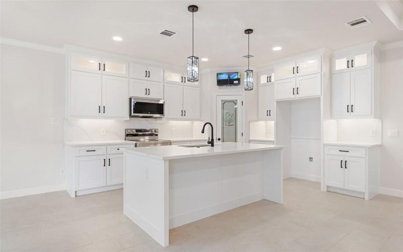 5627 Barkridge Drive, Granbury, TX 76048, 3 Bedrooms Bedrooms, ,2 BathroomsBathrooms,Residential,For Sale,5627 Barkridge Drive,20953544