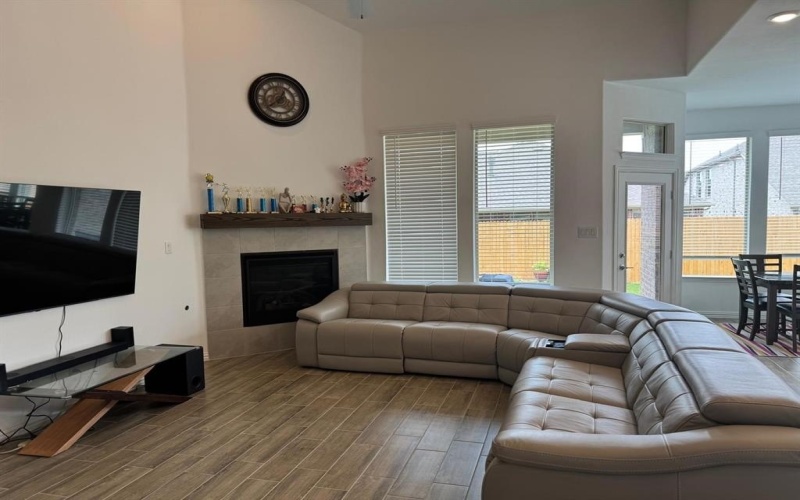 724 Morwenna Road, McKinney, TX 75069, 5 Bedrooms Bedrooms, ,5 BathroomsBathrooms,Residential,For Sale,724 Morwenna Road,20953938
