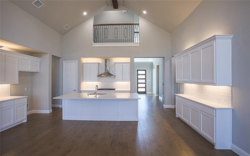 9592 Summit Hills Drive, Frisco, TX 75035, 5 Bedrooms Bedrooms, ,5 BathroomsBathrooms,Residential Lease,For Rent,9592 Summit Hills Drive,20953975