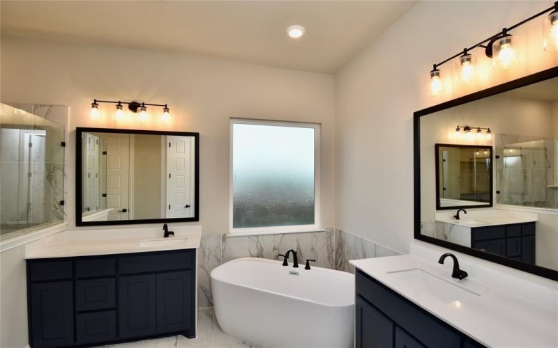 3950 WILDERNESS Drive, Prosper, TX 75078, 6 Bedrooms Bedrooms, ,5 BathroomsBathrooms,Residential,For Sale,3950 WILDERNESS Drive,20954041
