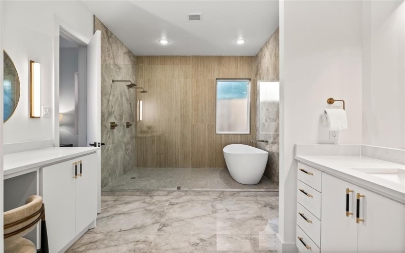 3940 N Cresthaven, Dallas, TX 75209, 5 Bedrooms Bedrooms, ,6 BathroomsBathrooms,Residential,For Sale,3940 N Cresthaven,20954136