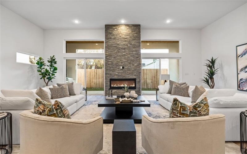 3940 N Cresthaven, Dallas, TX 75209, 5 Bedrooms Bedrooms, ,6 BathroomsBathrooms,Residential,For Sale,3940 N Cresthaven,20954136