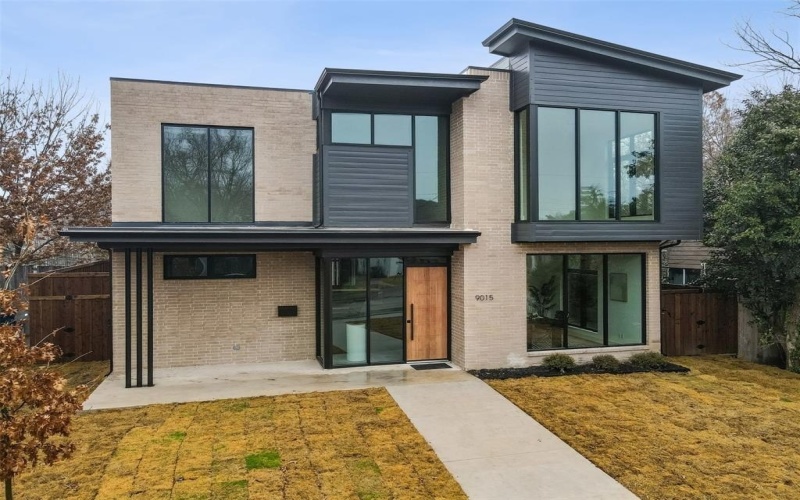 9015 Daytonia Avenue, Dallas, TX 75218, 4 Bedrooms Bedrooms, ,3 BathroomsBathrooms,Residential,For Sale,9015 Daytonia Avenue,20954248