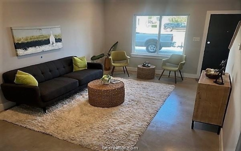 806 North Parker Avenue, Bryan, TX 77803, 2 Habitaciones Habitaciones , ,2 BañosBaños,Residential,En Venta,806 North Parker Avenue,25006362