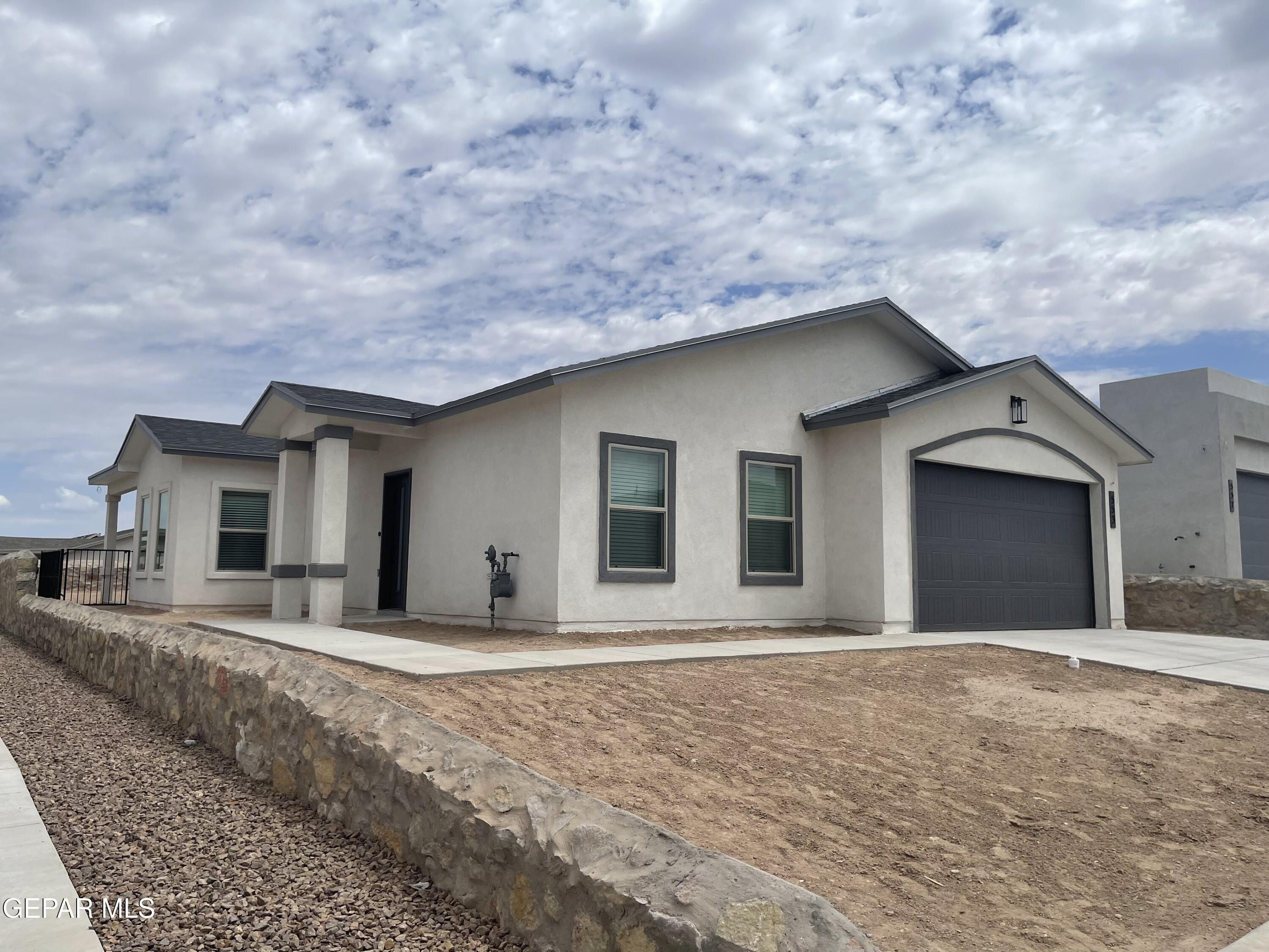 553 Osier Drive, Canutillo, TX 79835, 4 Habitaciones Habitaciones , ,2 BañosBaños,Residential,En Venta,553 Osier Drive,923676
