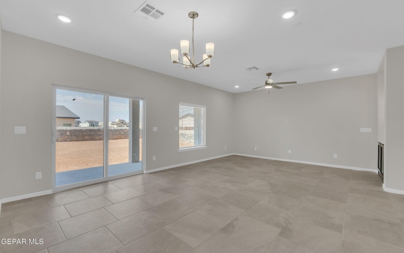 12201 Bahjat Dr., El Paso, TX 79934, 3 Habitaciones Habitaciones , ,2 BañosBaños,Residential,En Venta,12201 Bahjat Dr.,923697