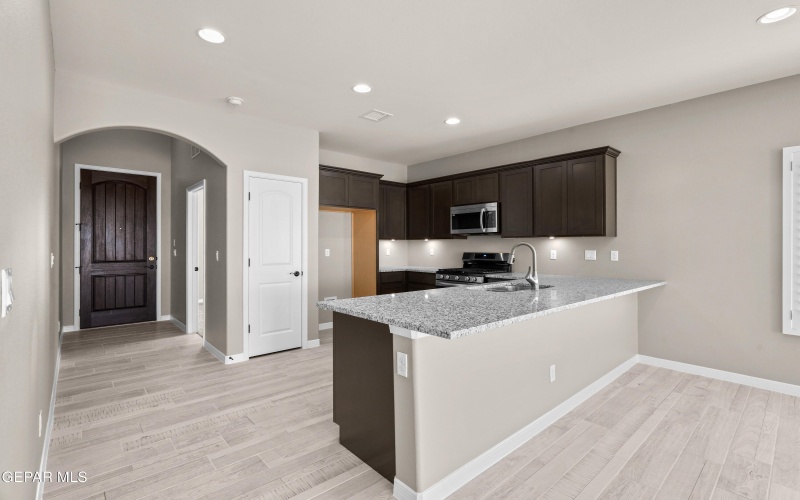 14928 Hill Ridge Court, El Paso, TX 79938, 3 Bedrooms Bedrooms, ,2 BathroomsBathrooms,Residential,For Sale,14928 Hill Ridge Court,923712