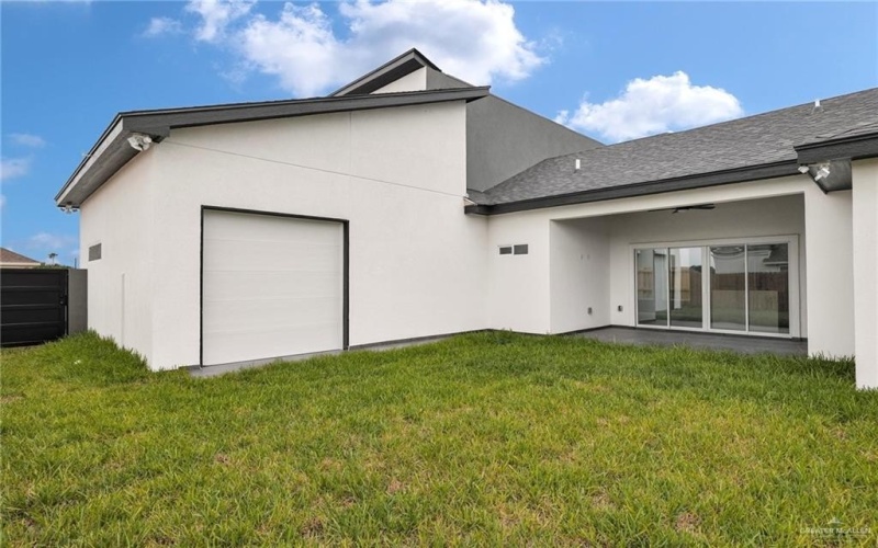 3107 S Auburndale Avenue, Edinburg, TX 78542, 3 Bedrooms Bedrooms, ,3 BathroomsBathrooms,Residential,For Sale,3107 S Auburndale Avenue,472604