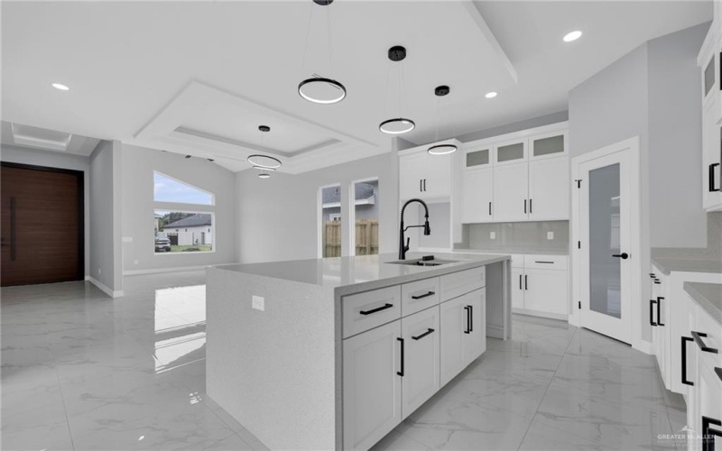 3107 S Auburndale Avenue, Edinburg, TX 78542, 3 Bedrooms Bedrooms, ,3 BathroomsBathrooms,Residential,For Sale,3107 S Auburndale Avenue,472604