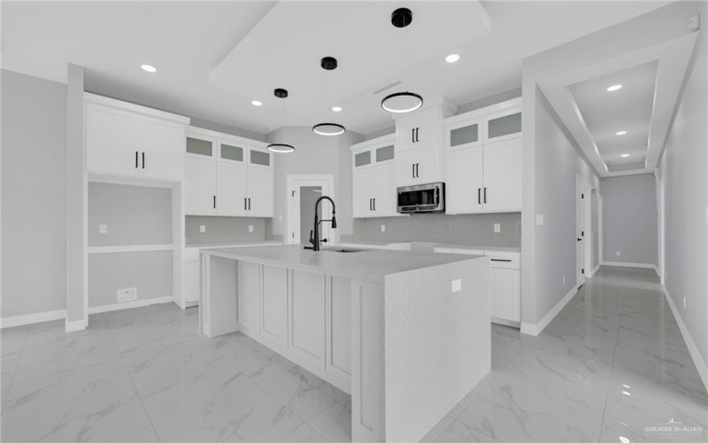 3107 S Auburndale Avenue, Edinburg, TX 78542, 3 Bedrooms Bedrooms, ,3 BathroomsBathrooms,Residential,For Sale,3107 S Auburndale Avenue,472604