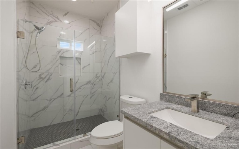 1900 W Violet Drive #2, Pharr, TX 78577, 3 Habitaciones Habitaciones , ,2 BañosBaños,Residential Lease,En Alquiler,1900 W Violet Drive,472613