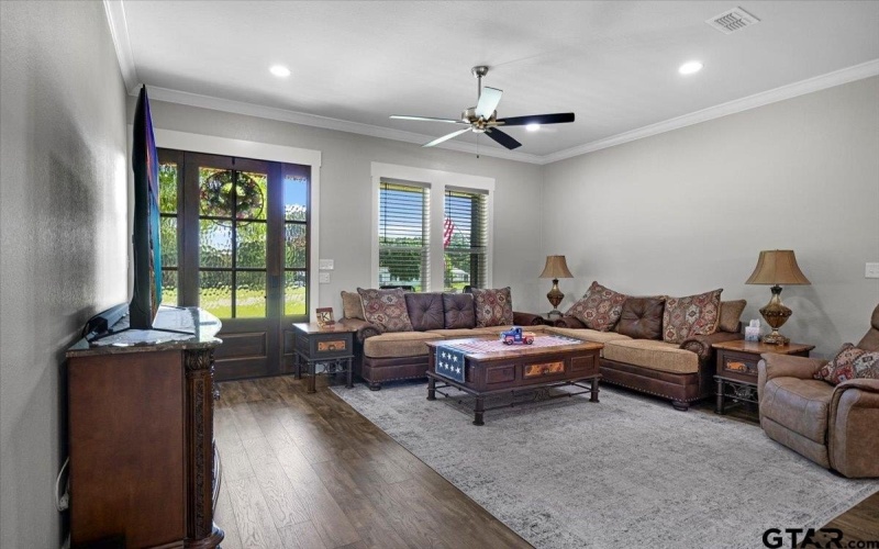 357 Eastdale Ln, Bullard, TX 75757, 3 Habitaciones Habitaciones , ,2 BañosBaños,Residential,En Venta,357 Eastdale Ln,25008368