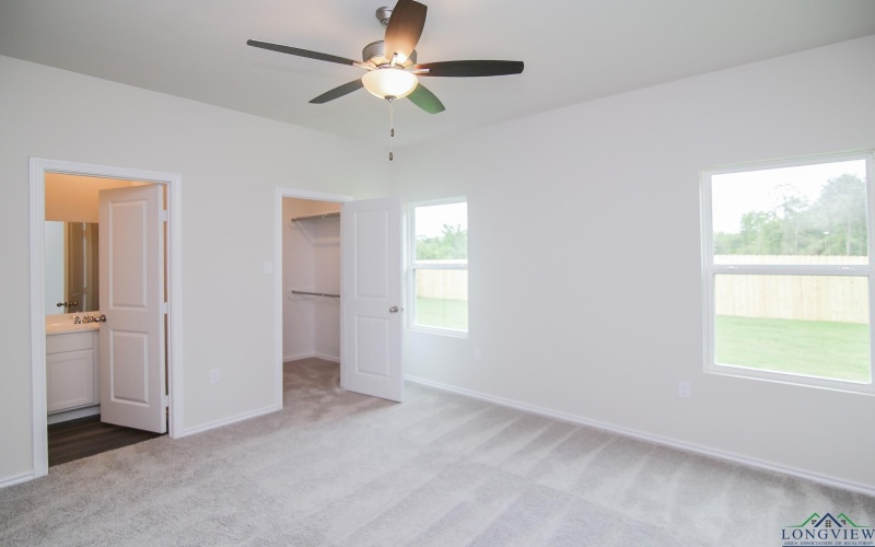 4004 Gregg Tex Rd #Southern Oaks, Longview, TX 75604, 4 Habitaciones Habitaciones , ,2 BañosBaños,Residential,En Venta,4004 Gregg Tex Rd,20253771