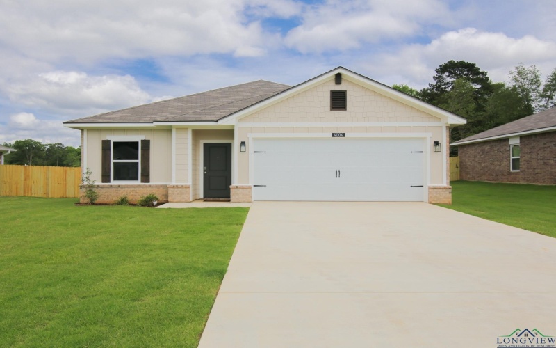 4004 Gregg Tex Rd #Southern Oaks, Longview, TX 75604, 4 Habitaciones Habitaciones , ,2 BañosBaños,Residential,En Venta,4004 Gregg Tex Rd,20253771