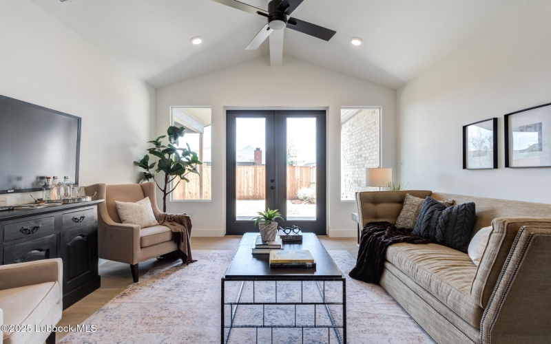 4029 136th Street, Lubbock, TX 79423, 4 Habitaciones Habitaciones , ,3 BañosBaños,Residential,En Venta,4029 136th Street,202555599