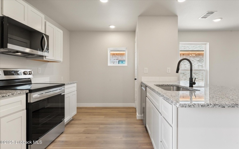 14410 Paris Avenue, Lubbock, TX 79423, 2 Bedrooms Bedrooms, ,2 BathroomsBathrooms,Residential,For Sale,14410 Paris Avenue,202555636
