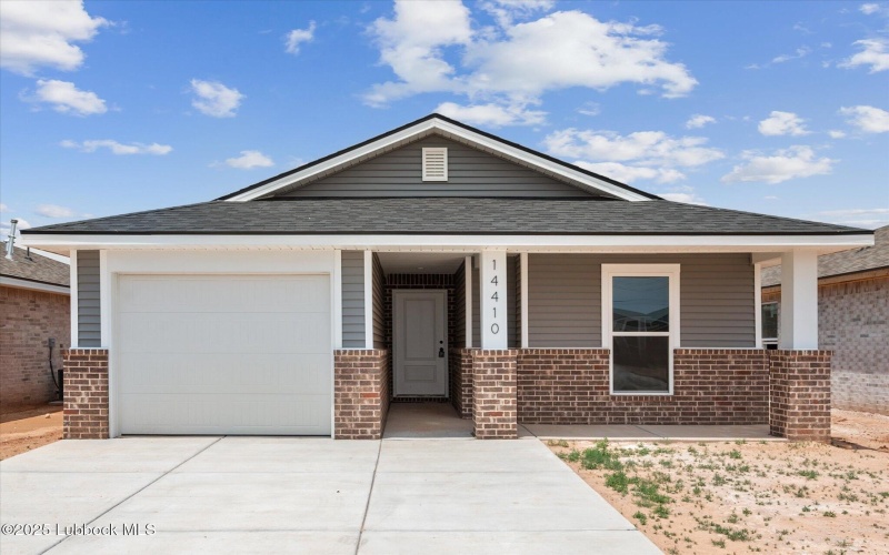 14410 Paris Avenue, Lubbock, TX 79423, 2 Bedrooms Bedrooms, ,2 BathroomsBathrooms,Residential,For Sale,14410 Paris Avenue,202555636