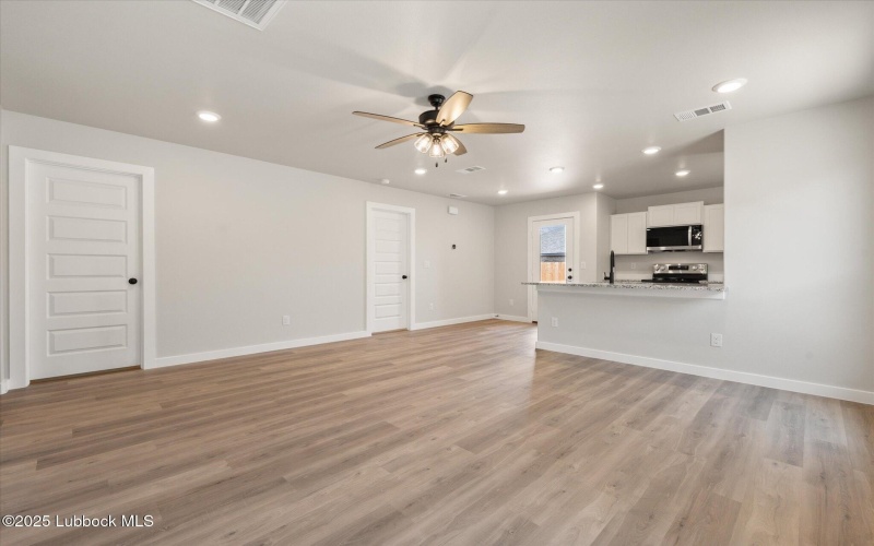 14410 Paris Avenue, Lubbock, TX 79423, 2 Bedrooms Bedrooms, ,2 BathroomsBathrooms,Residential,For Sale,14410 Paris Avenue,202555636