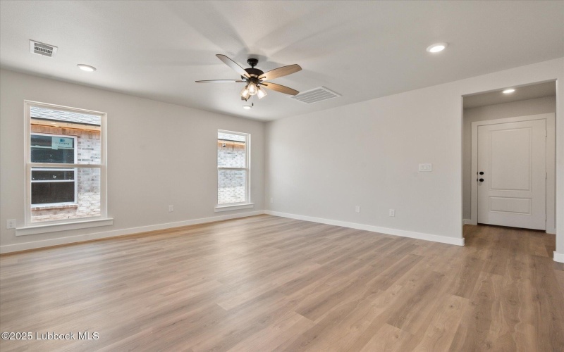 14410 Paris Avenue, Lubbock, TX 79423, 2 Bedrooms Bedrooms, ,2 BathroomsBathrooms,Residential,For Sale,14410 Paris Avenue,202555636