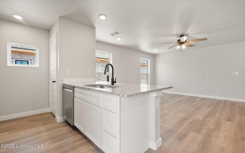 14410 Paris Avenue, Lubbock, TX 79423, 2 Bedrooms Bedrooms, ,2 BathroomsBathrooms,Residential,For Sale,14410 Paris Avenue,202555636