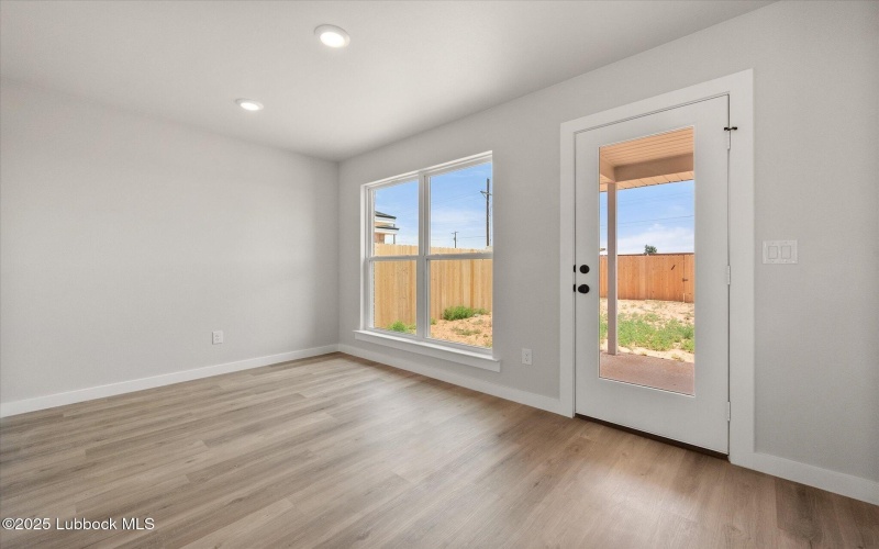 14405 Paris Avenue, Lubbock, TX 79423, 3 Habitaciones Habitaciones , ,2 BañosBaños,Residential,En Venta,14405 Paris Avenue,202555637